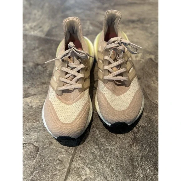 Adidas Ultraboost 21 Running Shoes Ash Pearl Halo Ivory Women's Size 7.5 EUC - Picture 4 of 9